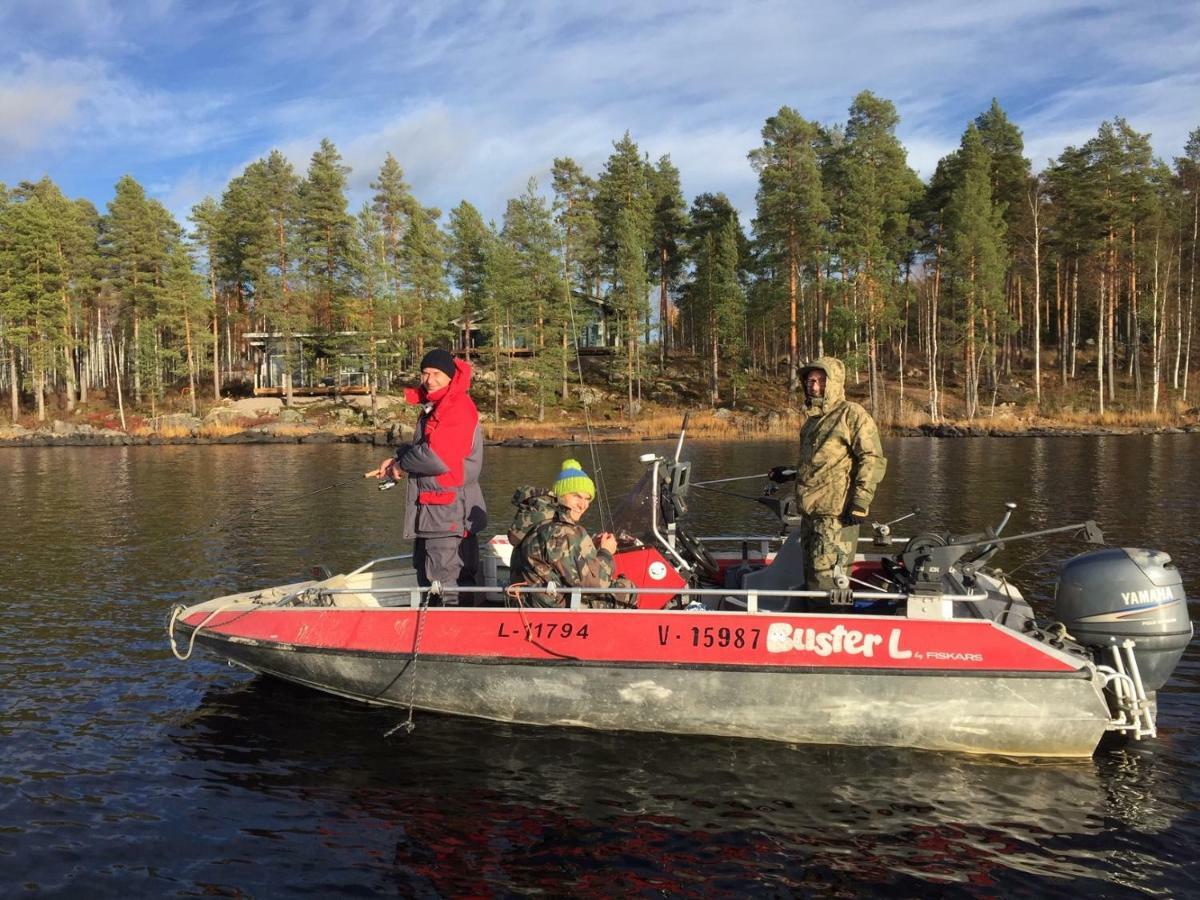 Hyvoelaen Moekit Villa Ahtari Bagian luar foto